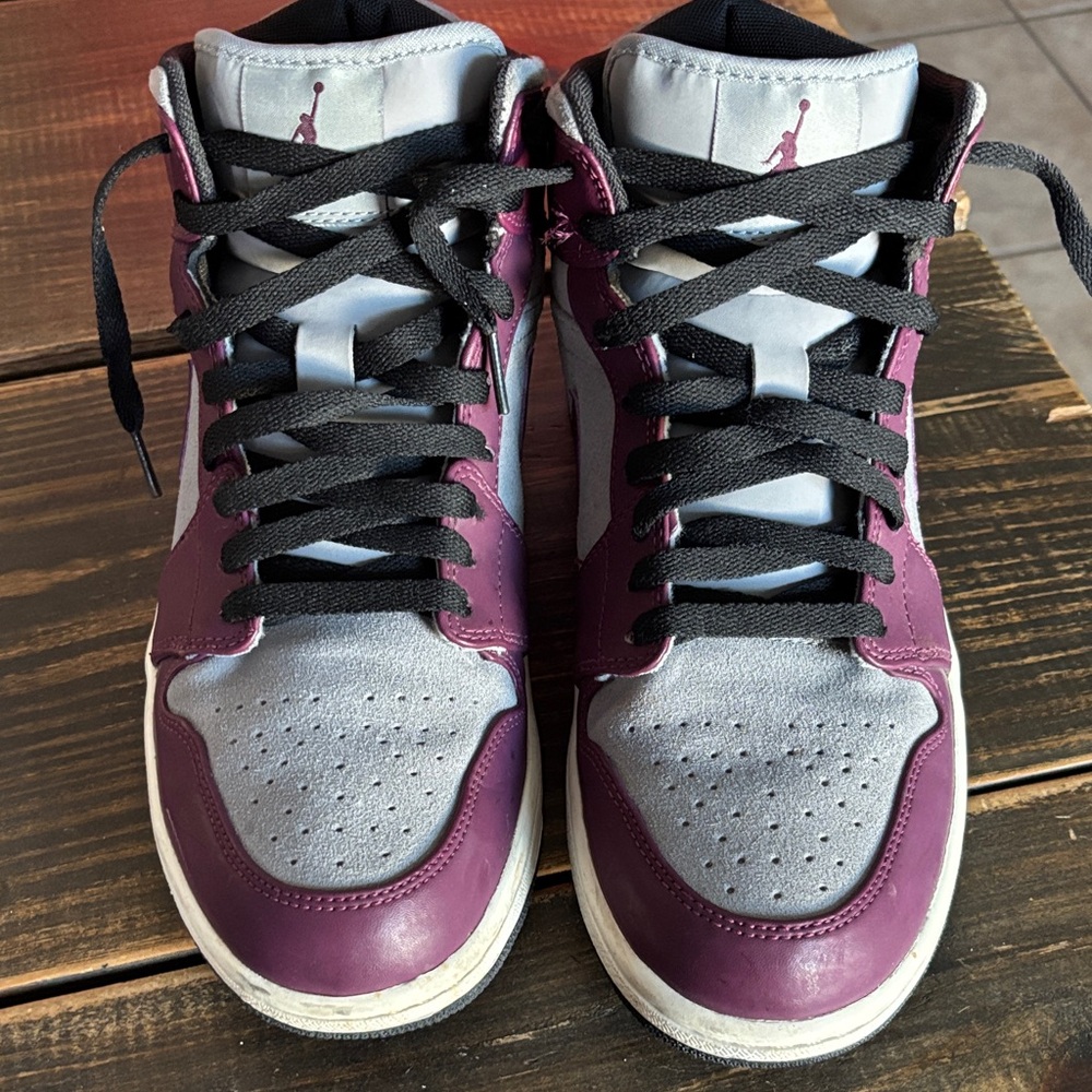 Air Jordan Retro High-Top suede and Leather Sneakers in Purple and Gray